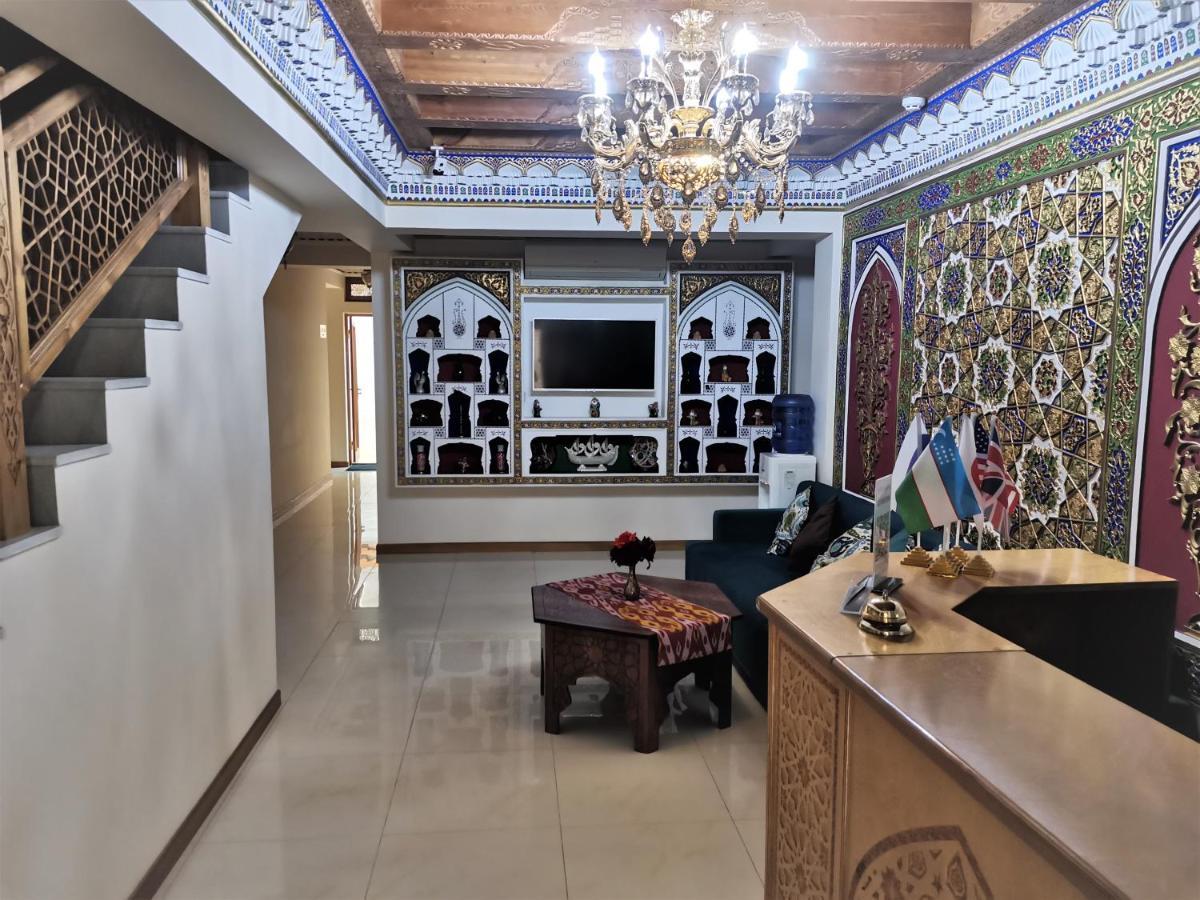 בוקורו Antique Hotel Imran מראה חיצוני תמונה