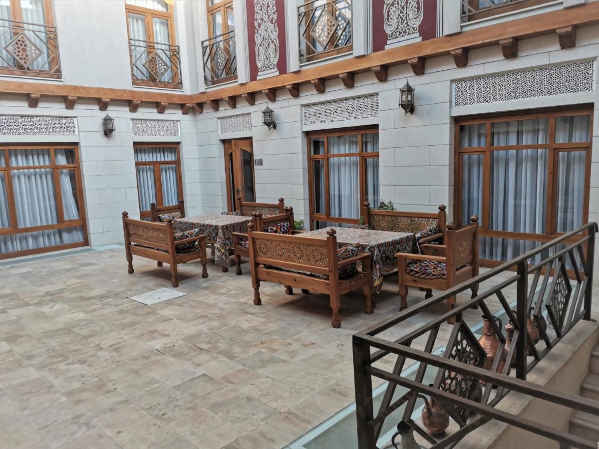 בוקורו Antique Hotel Imran מראה חיצוני תמונה