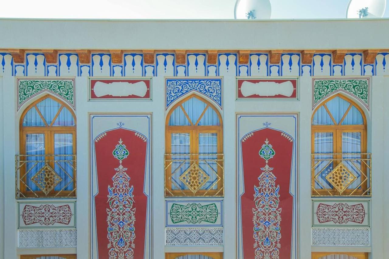 בוקורו Antique Hotel Imran מראה חיצוני תמונה