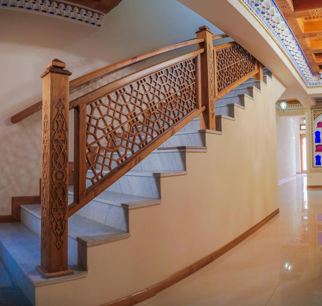 בוקורו Antique Hotel Imran מראה חיצוני תמונה